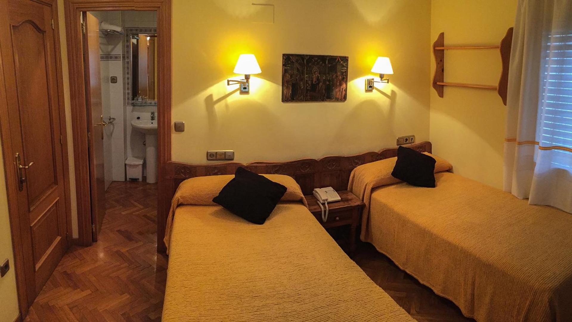 Hotel A Nieu Jaca Zewnętrze zdjęcie