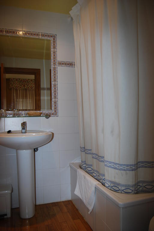 Hotel A Nieu Jaca Zewnętrze zdjęcie