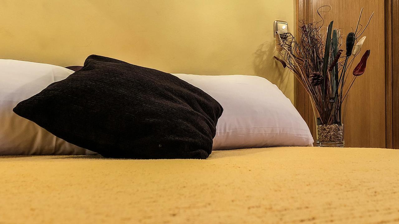 Hotel A Nieu Jaca Zewnętrze zdjęcie